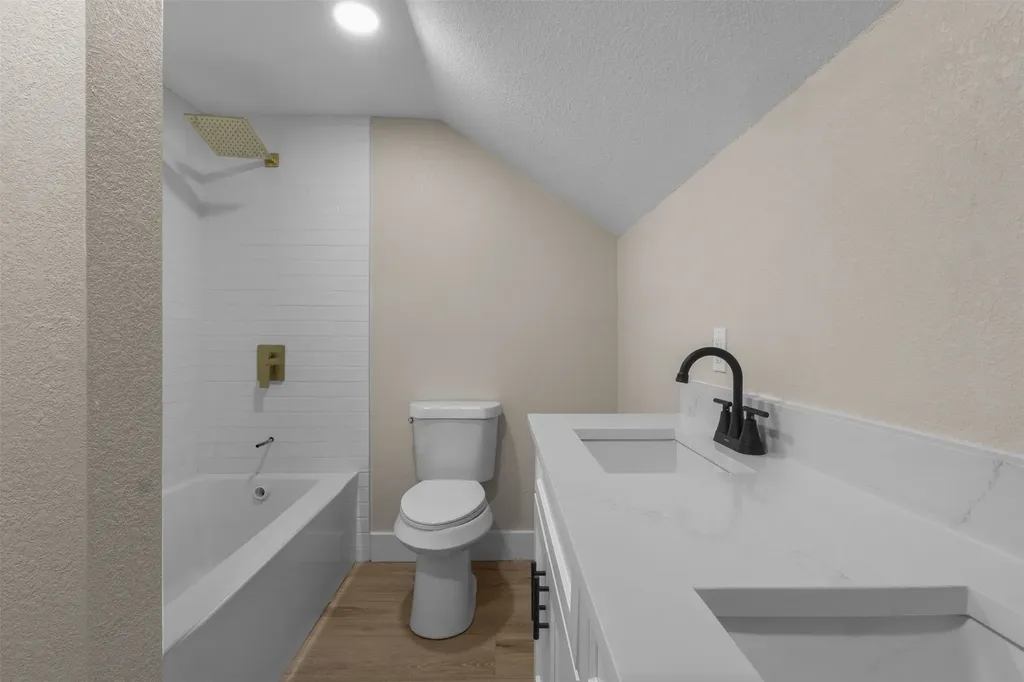 1631 Windchime Drive Dallas TX 75224