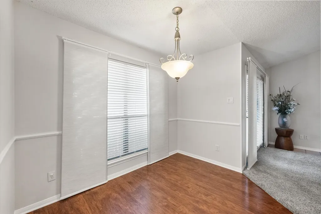 1304 Harwell Drive Arlington TX 76011
