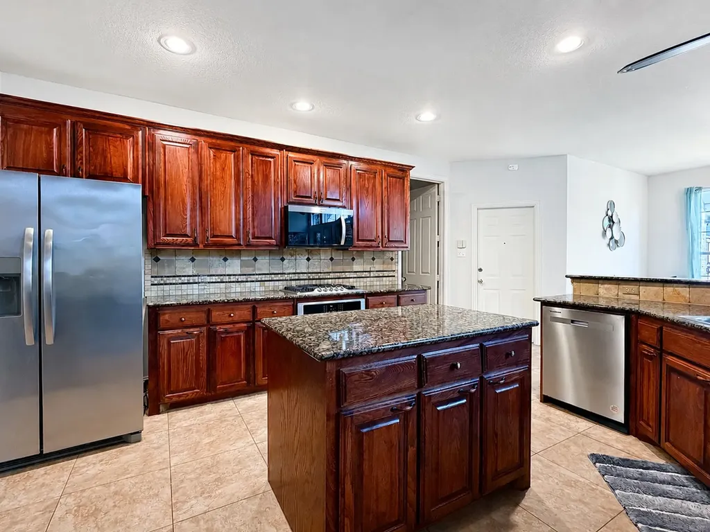 1125 Waterford Way Allen TX 75013
