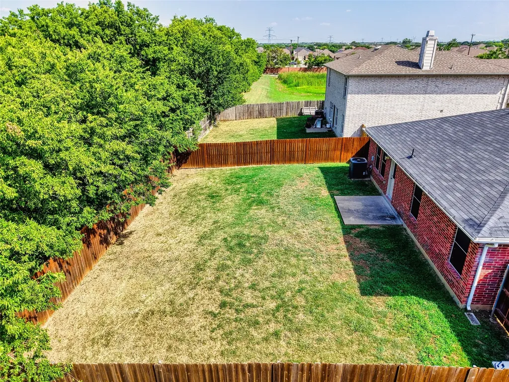8421 River Bluffs Drive Arlington TX 76002