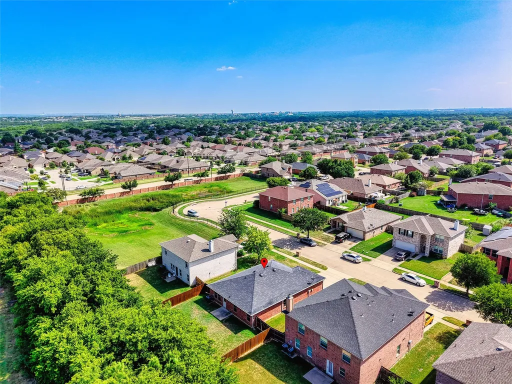 8421 River Bluffs Drive Arlington TX 76002