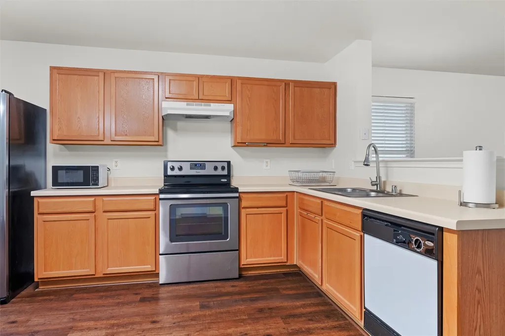 8421 River Bluffs Drive Arlington TX 76002