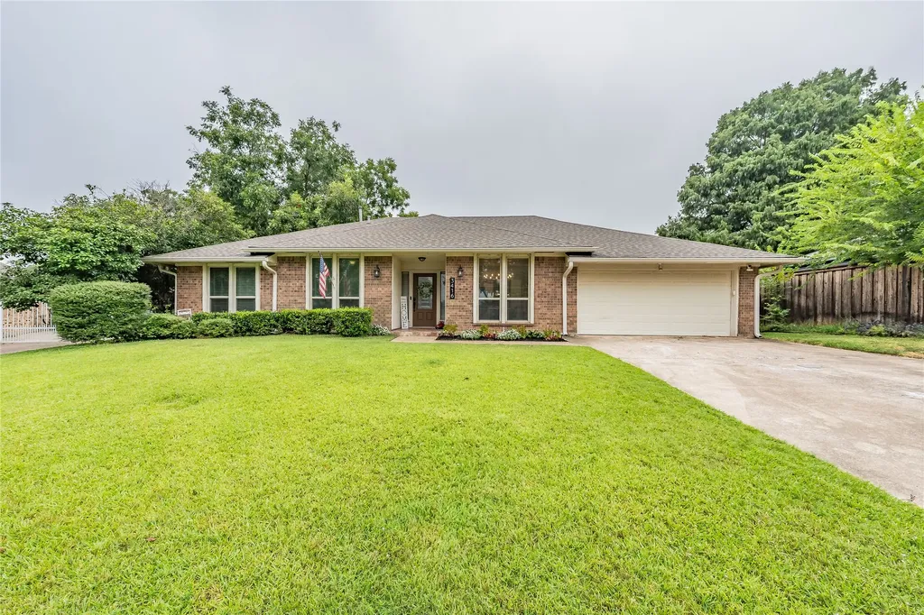 3416 Ainsworth Court Arlington TX 76016