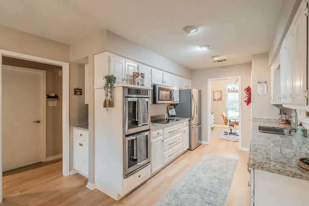 3416 Ainsworth Court Arlington TX 76016