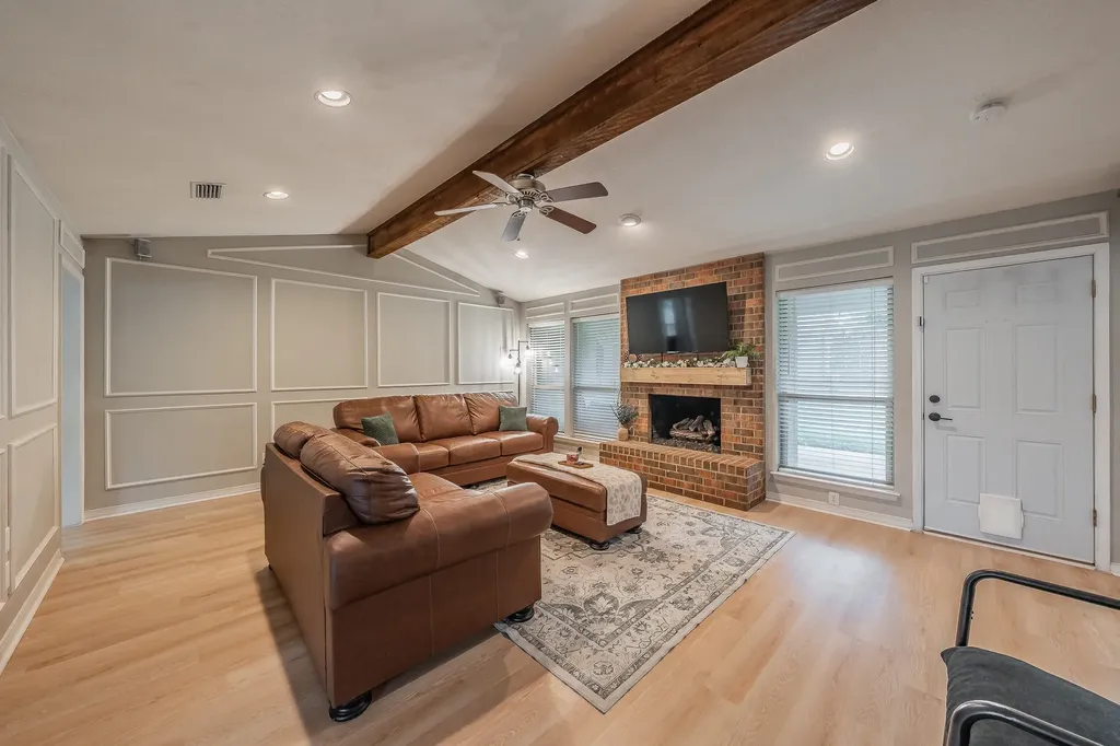 3416 Ainsworth Court Arlington TX 76016