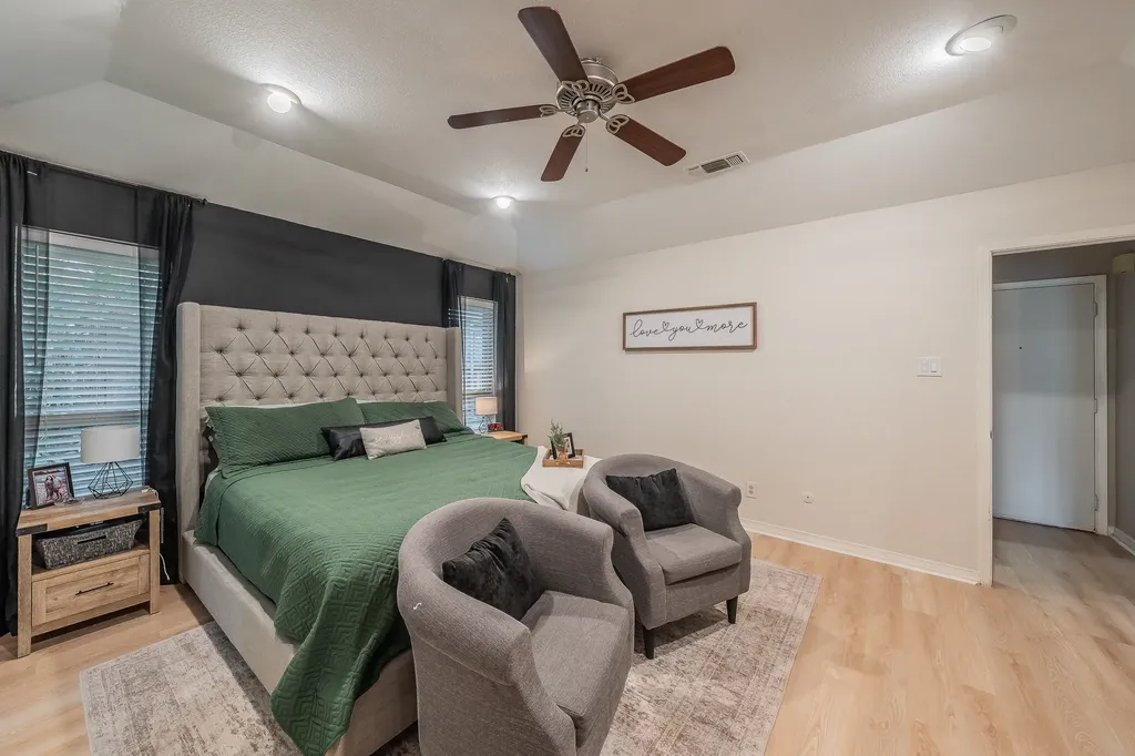 3416 Ainsworth Court Arlington TX 76016