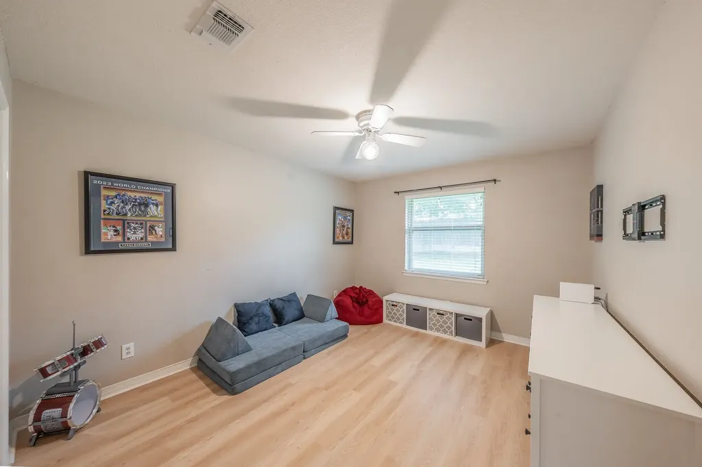 3416 Ainsworth Court Arlington TX 76016