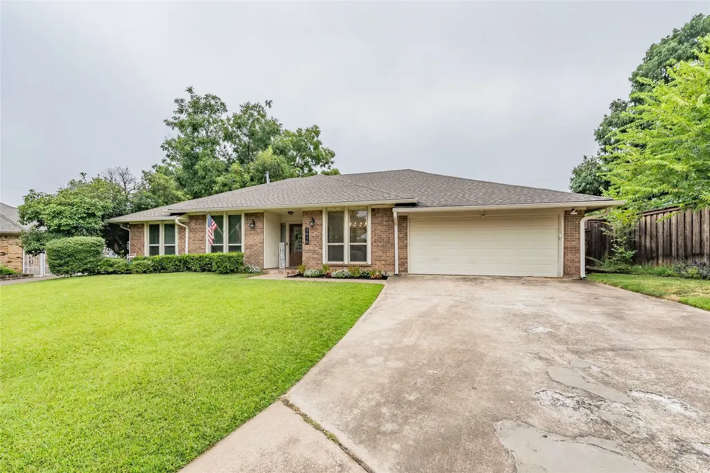 3416 Ainsworth Court Arlington TX 76016