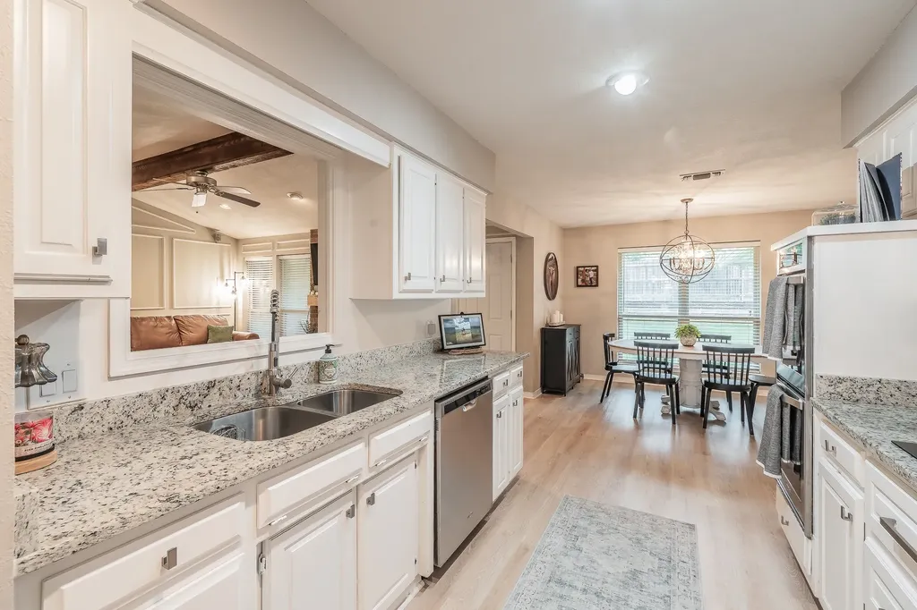 3416 Ainsworth Court Arlington TX 76016