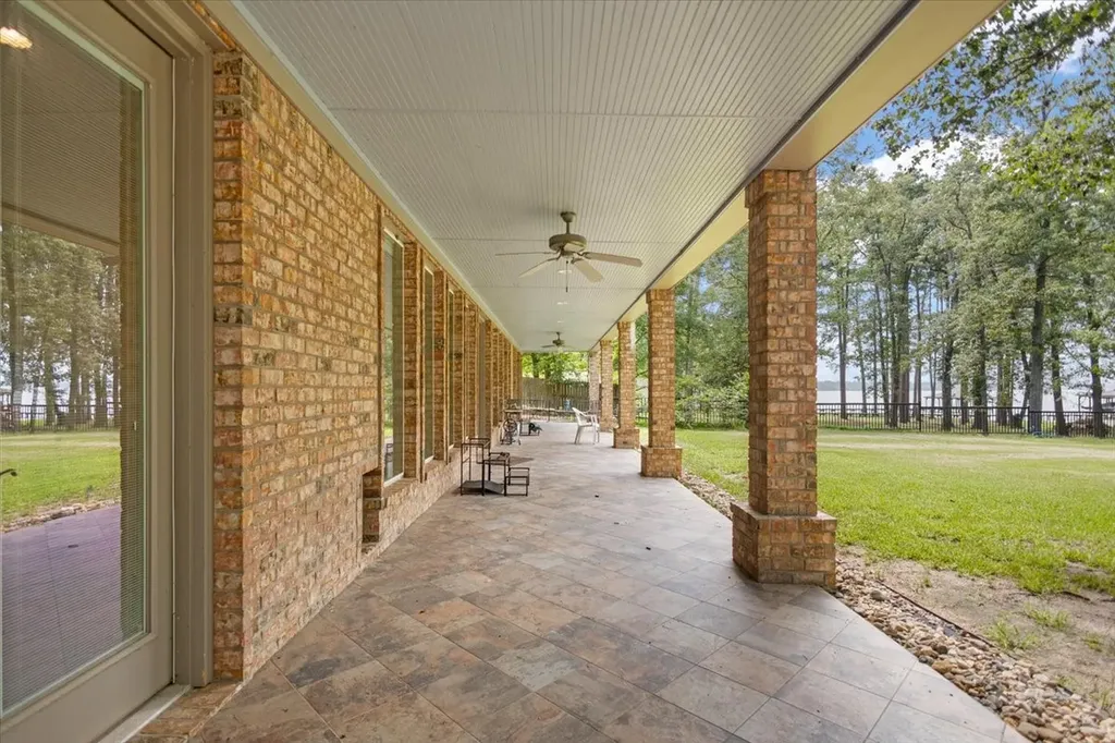 15722 Timberhill Drive Flint TX 75762