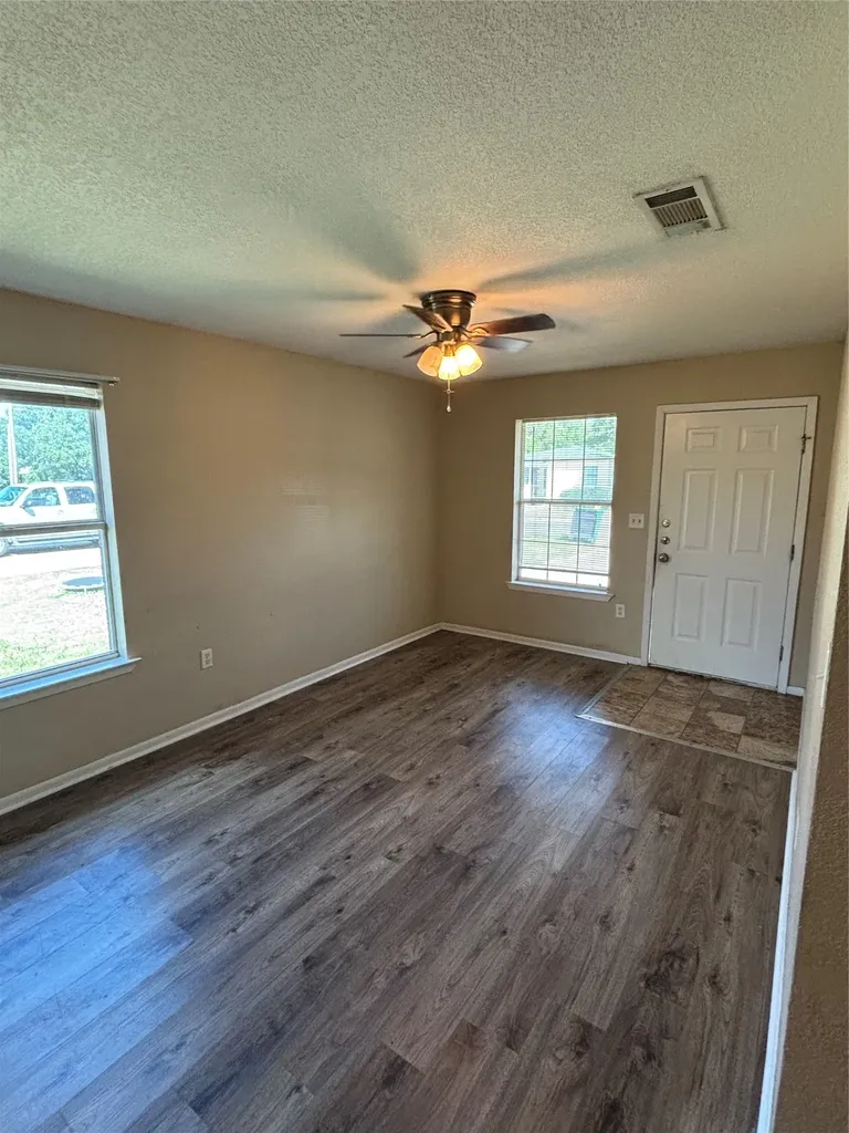 951 W Elm Street Stephenville TX 76401