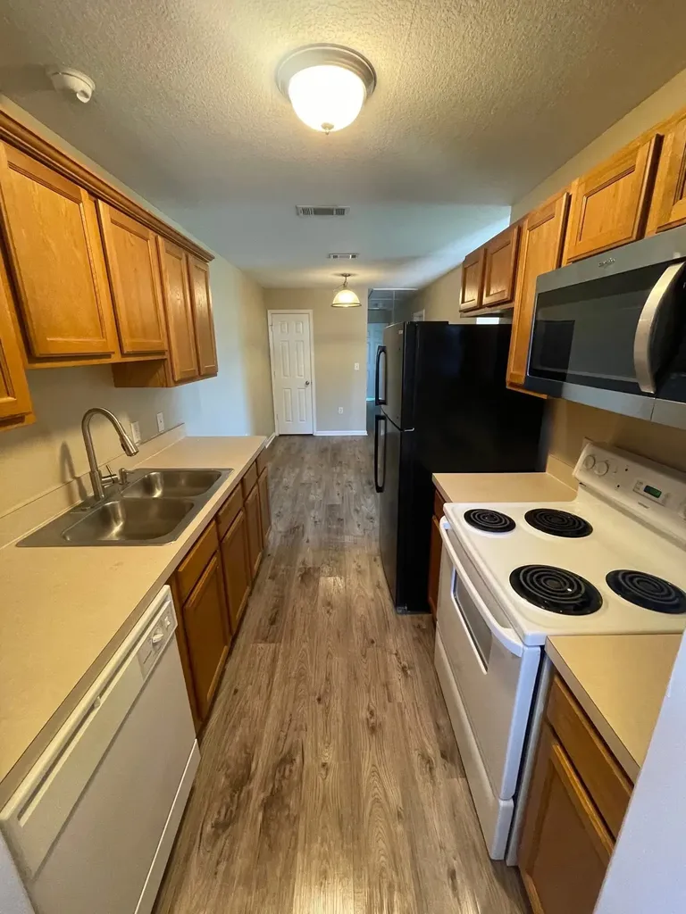 951 W Elm Street Stephenville TX 76401