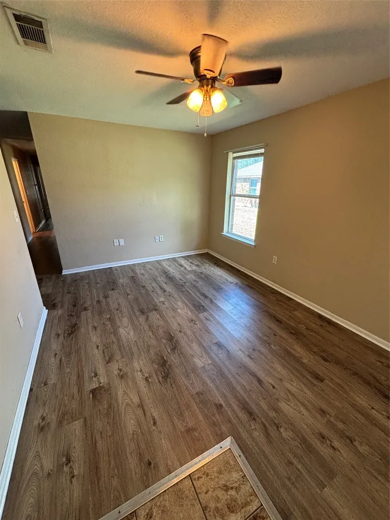 951 W Elm Street Stephenville TX 76401