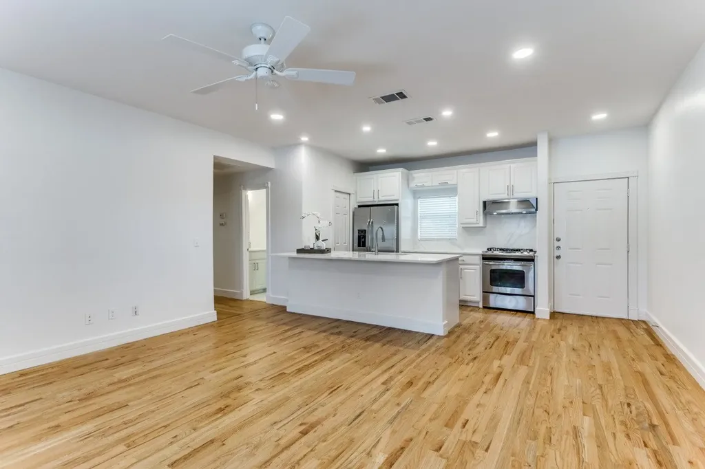 2800 Parmer Avenue Fort Worth TX 76109