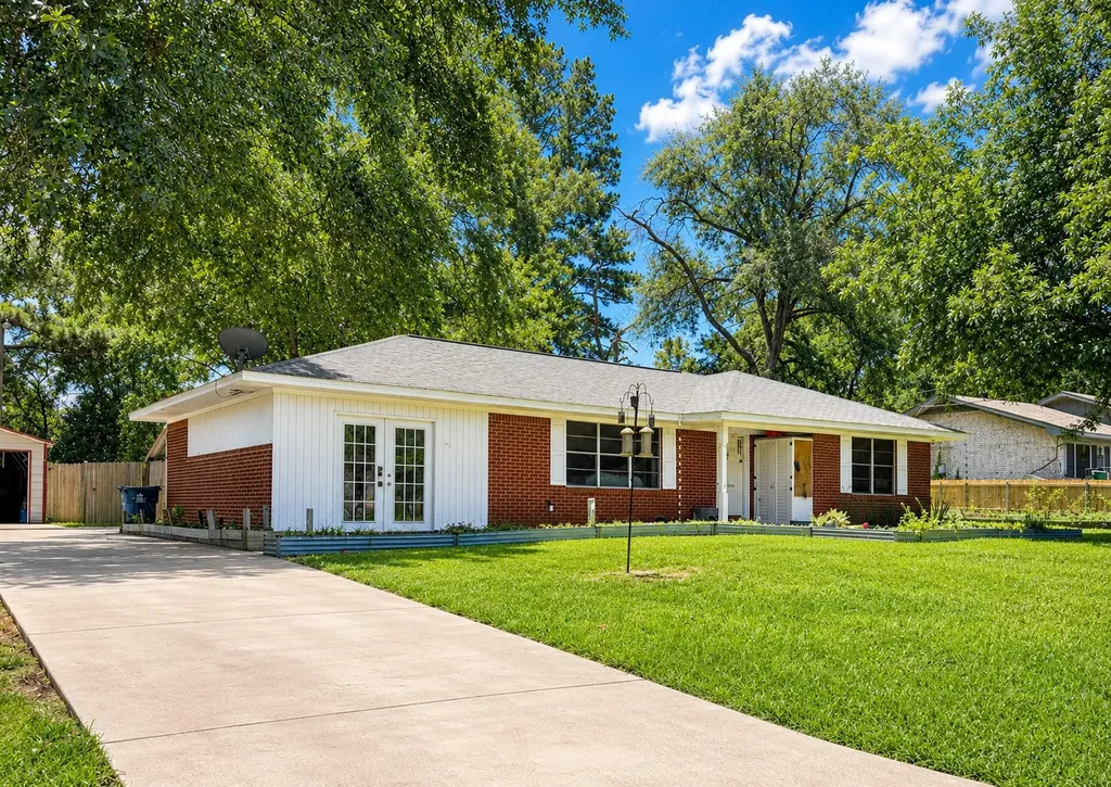 409 Poe Street Quitman TX 75783