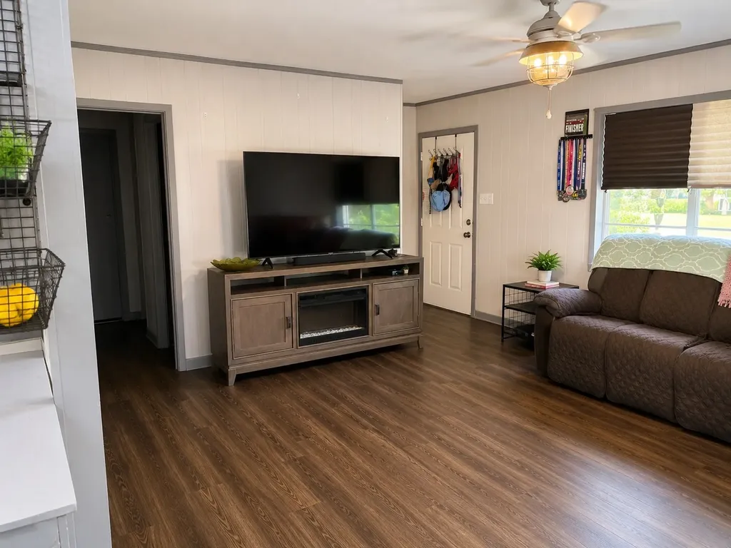 409 Poe Street Quitman TX 75783
