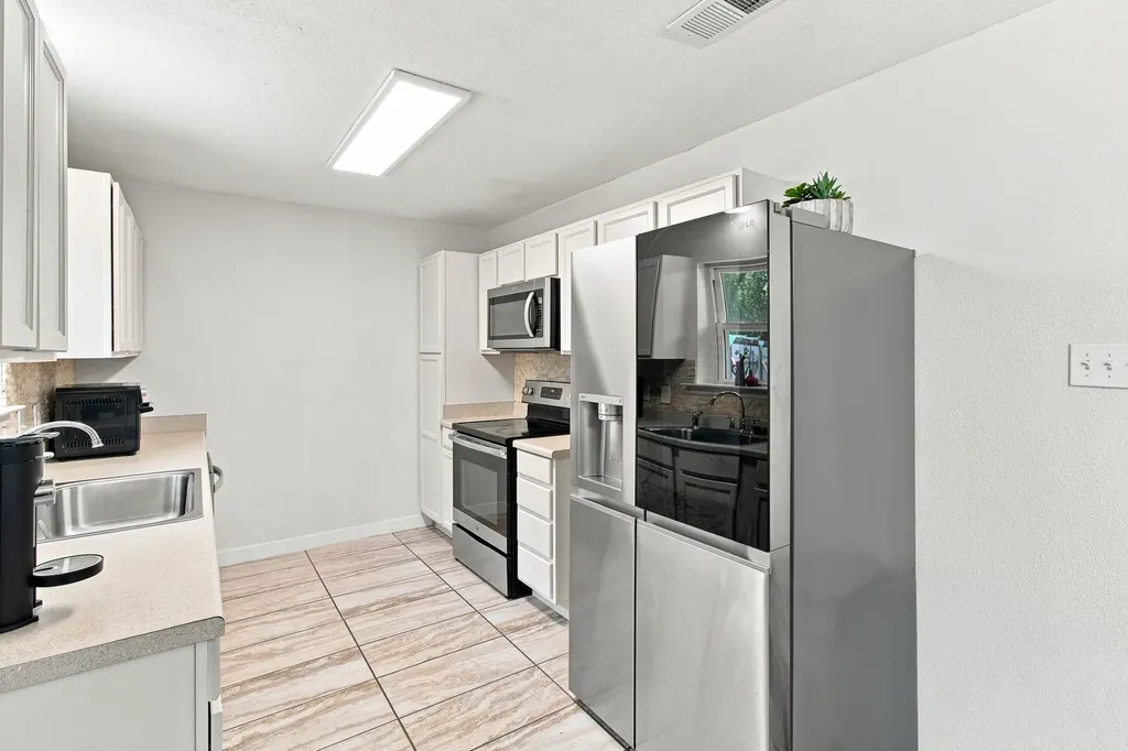 4408 Mink Drive Haltom City TX 76117