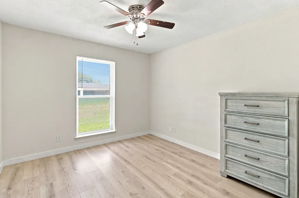 4408 Mink Drive Haltom City TX 76117
