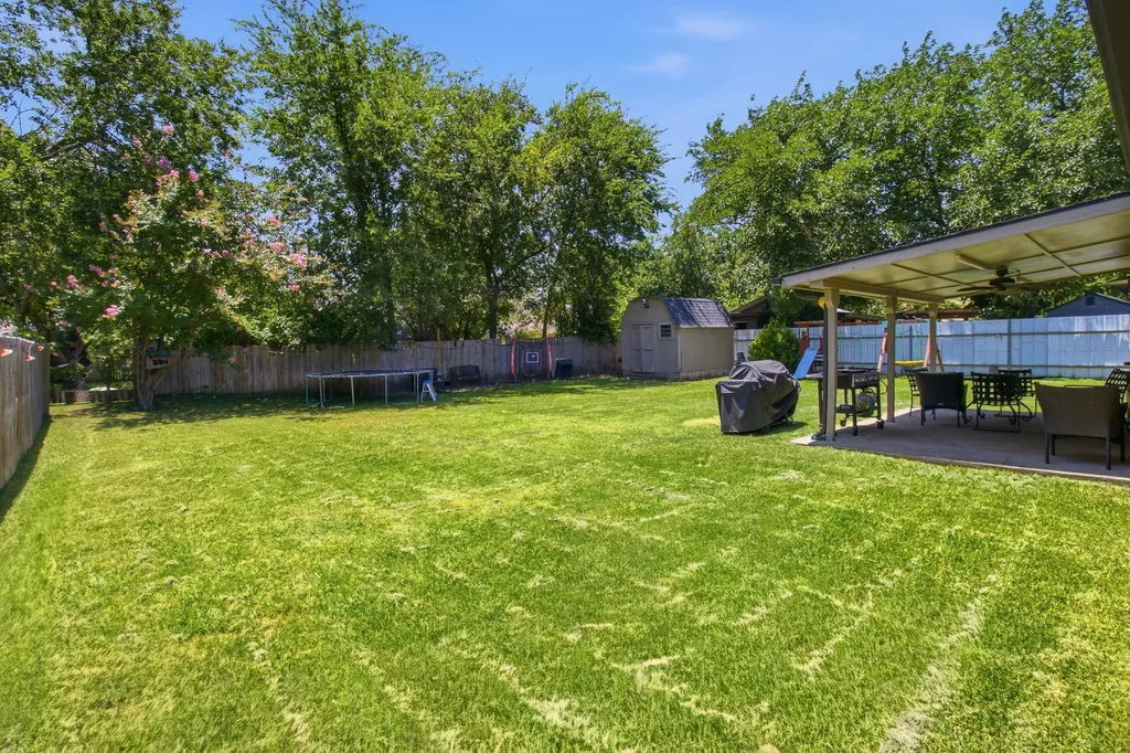 4408 Mink Drive Haltom City TX 76117