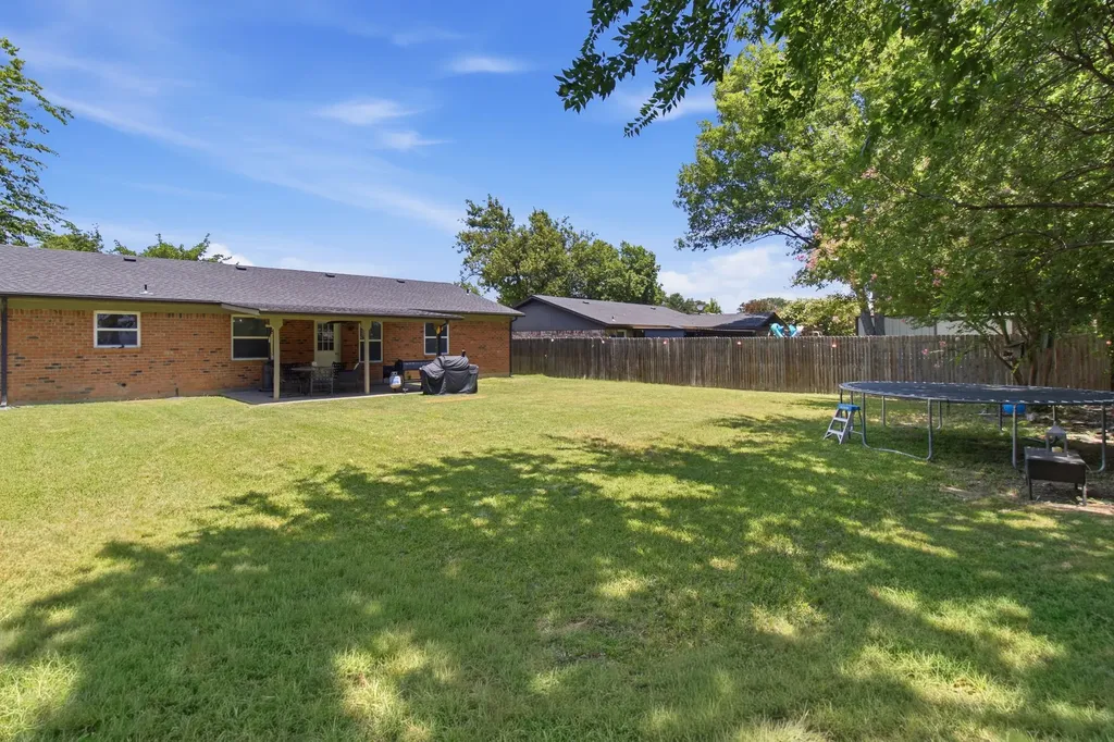 4408 Mink Drive Haltom City TX 76117