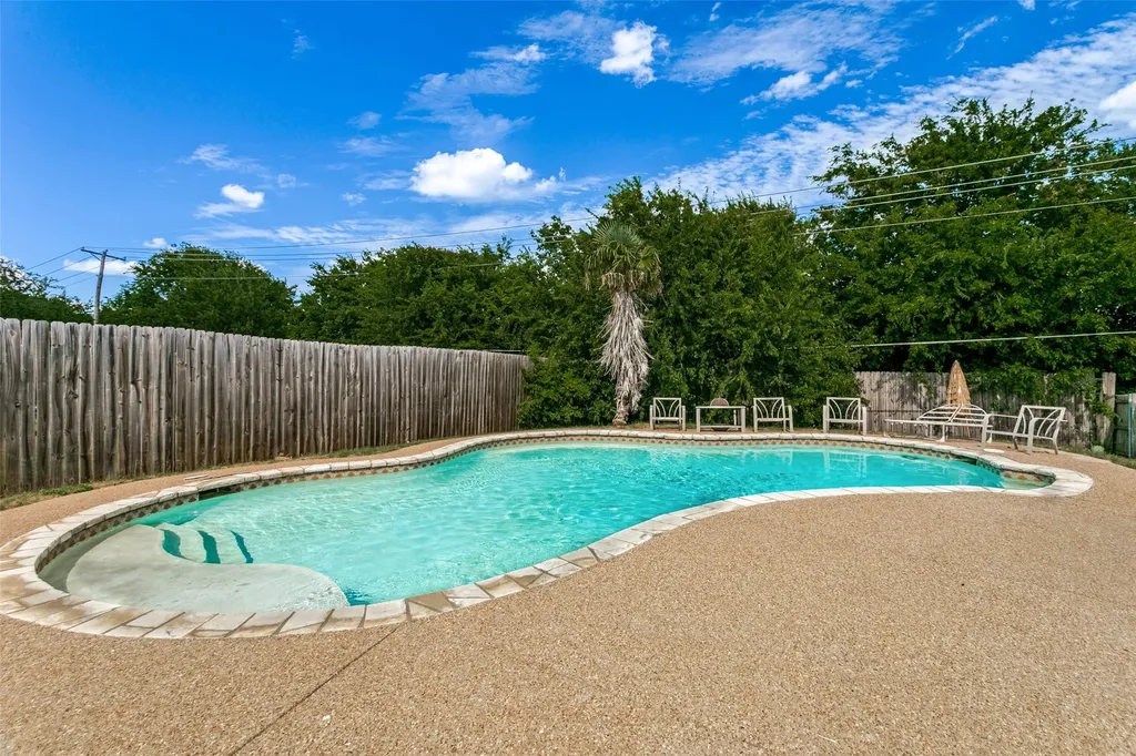 7113 Avington Way Fort Worth TX 76133