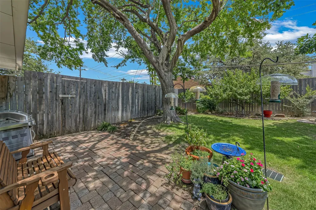 4020 Flintridge Drive Irving TX 75038