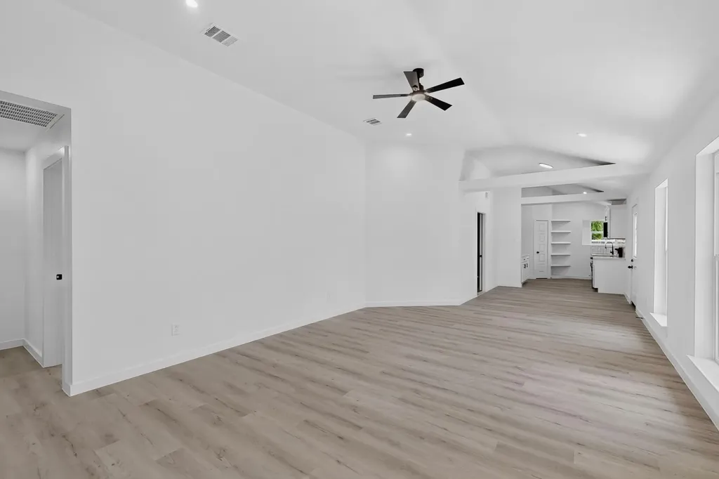 2607 Winter Oak Street Dallas TX 75227