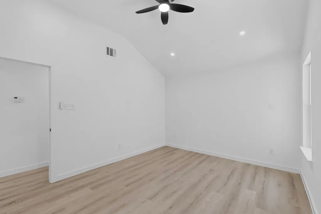 2607 Winter Oak Street Dallas TX 75227