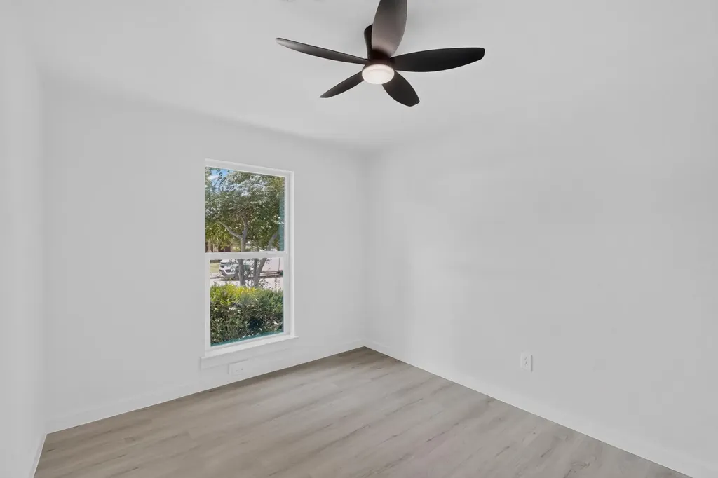 2607 Winter Oak Street Dallas TX 75227