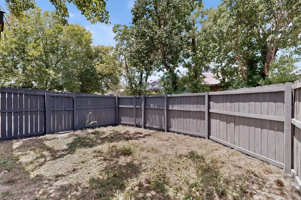 2607 Winter Oak Street Dallas TX 75227