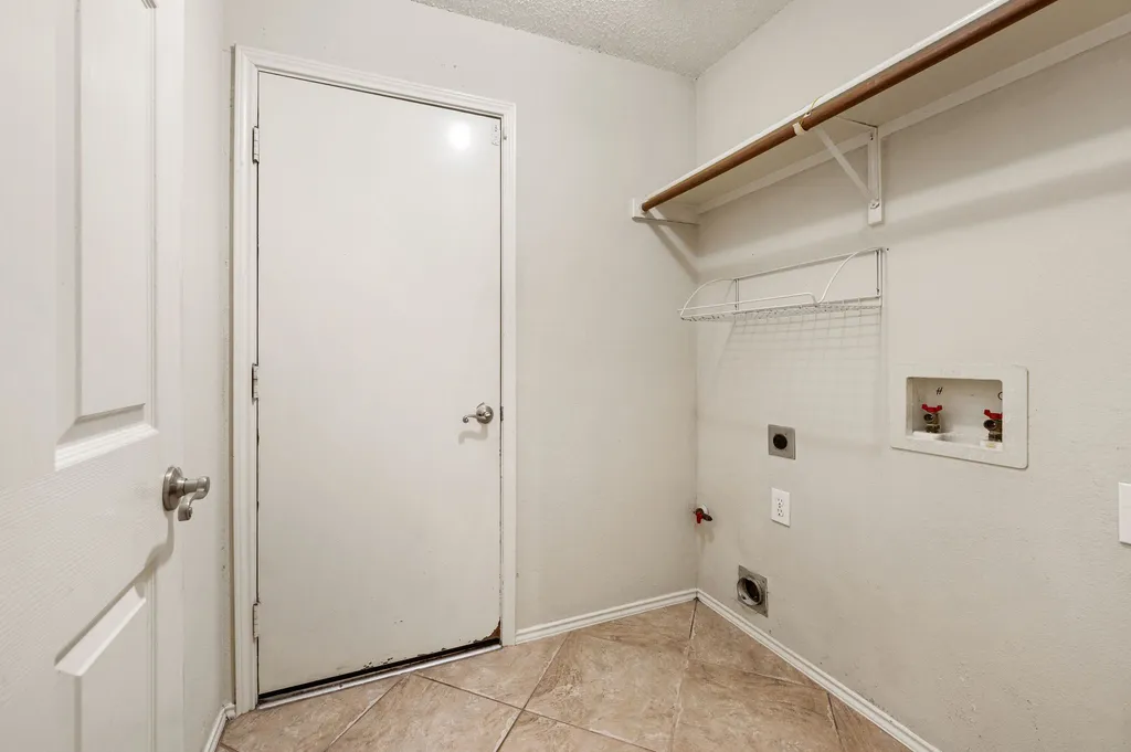2308 Suntree Lane Flower Mound TX 75022