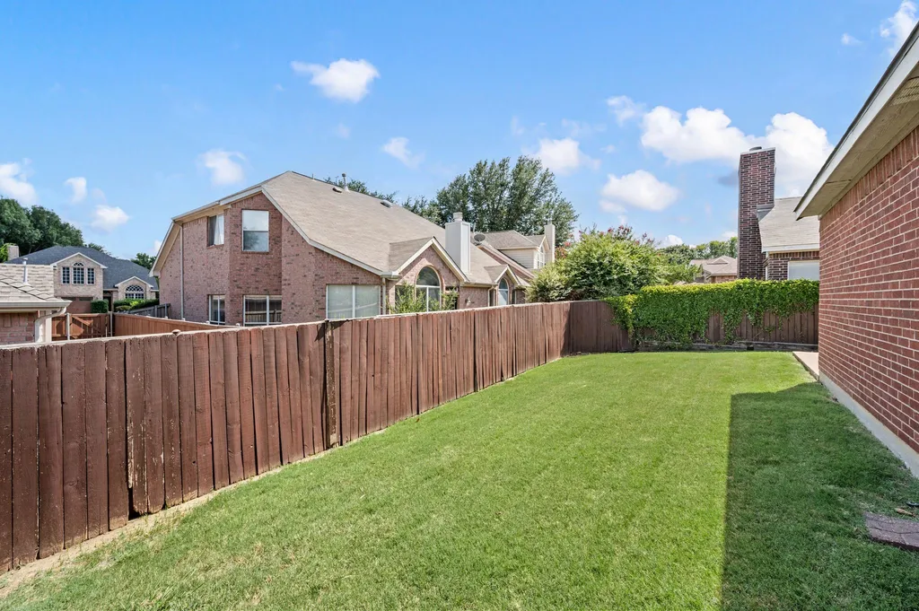 2308 Suntree Lane Flower Mound TX 75022