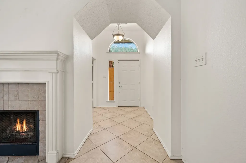 2308 Suntree Lane Flower Mound TX 75022