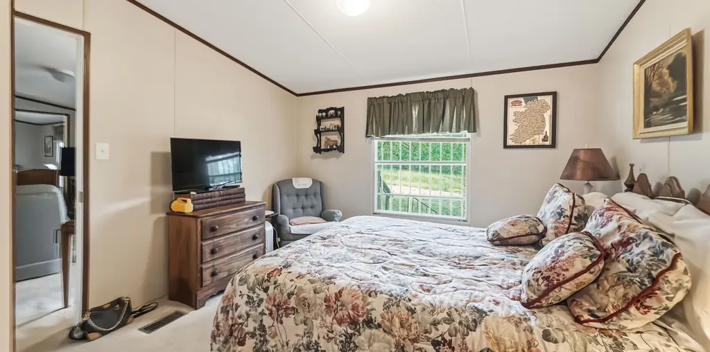 945 Lake Road Gordonville TX 76245
