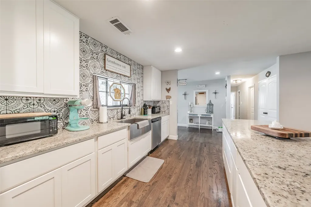 3209 Crites Street Richland Hills TX 76118