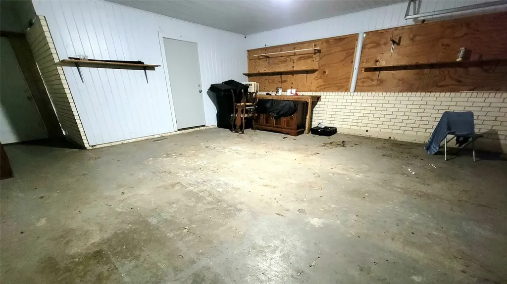 706 W Fourth Clarksville TX 75426