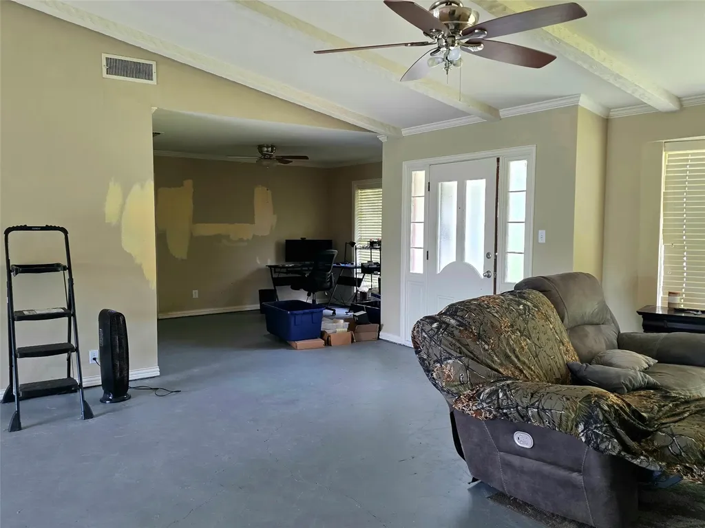706 W Fourth Clarksville TX 75426