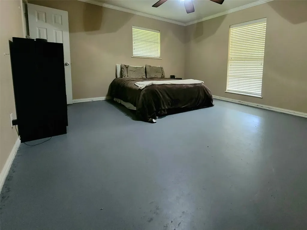 706 W Fourth Clarksville TX 75426