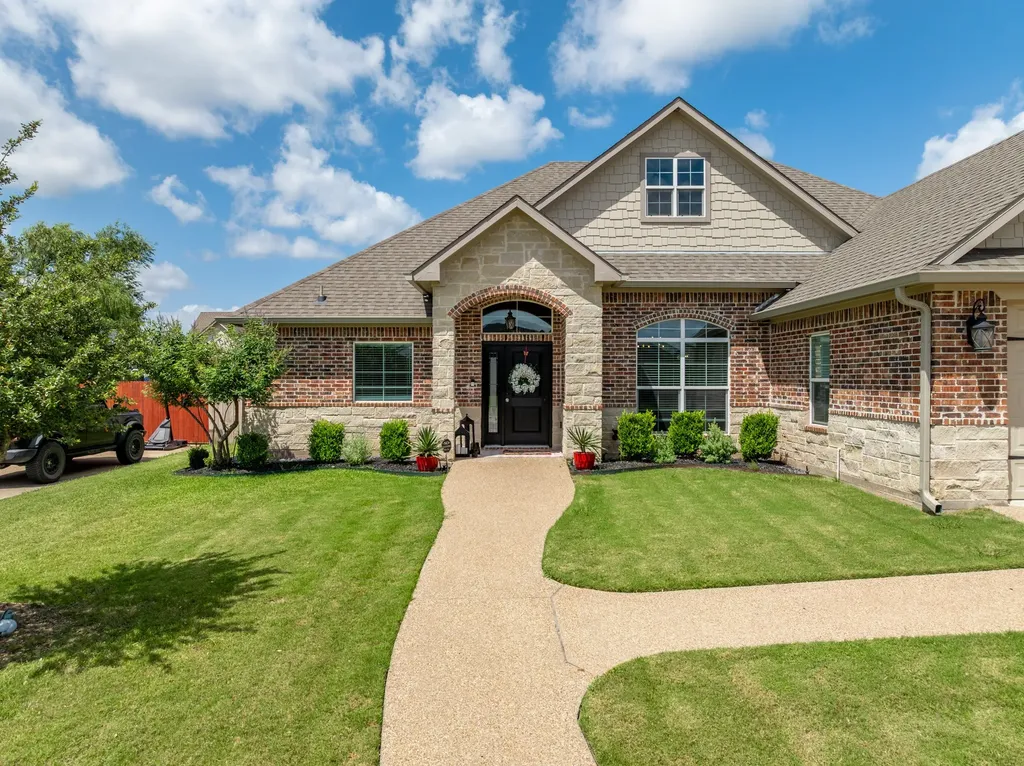 386 Cavitt Court Robinson TX 76706