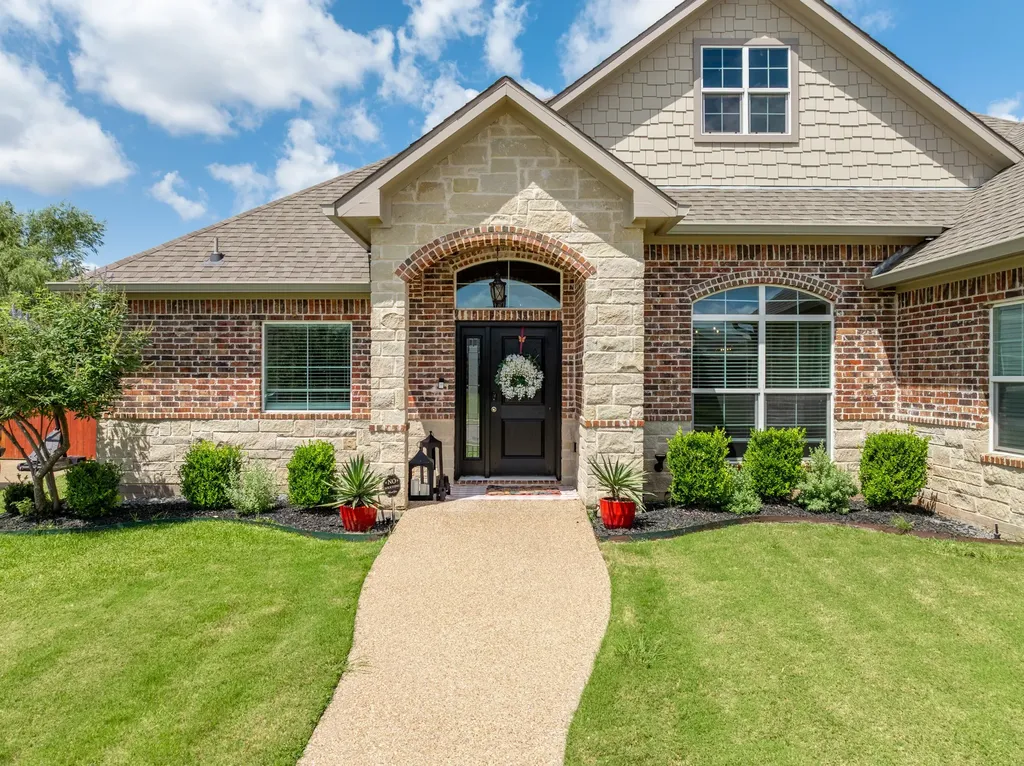 386 Cavitt Court Robinson TX 76706