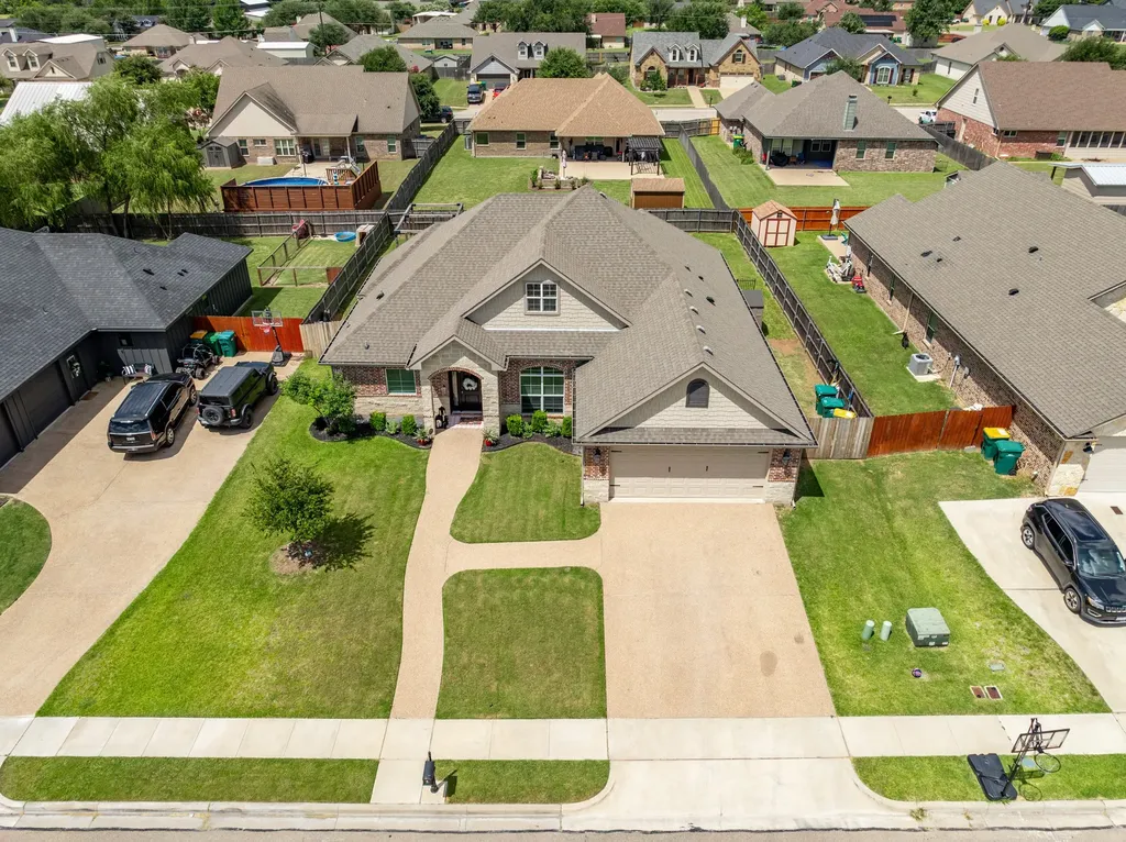 386 Cavitt Court Robinson TX 76706