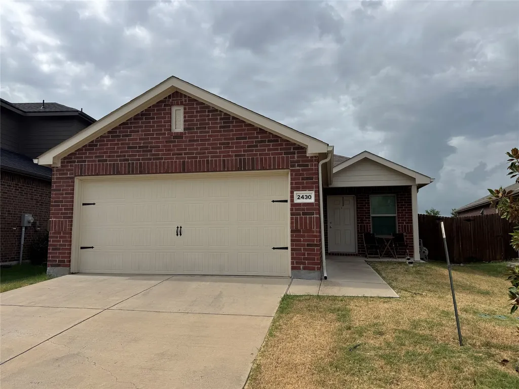 2430 Russell Street Crandall TX 75114