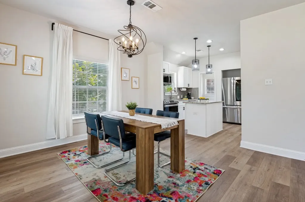 2744 Catherine Street Dallas TX 75211