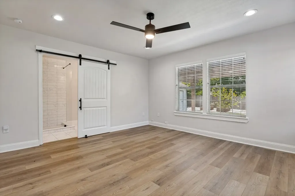 2744 Catherine Street Dallas TX 75211