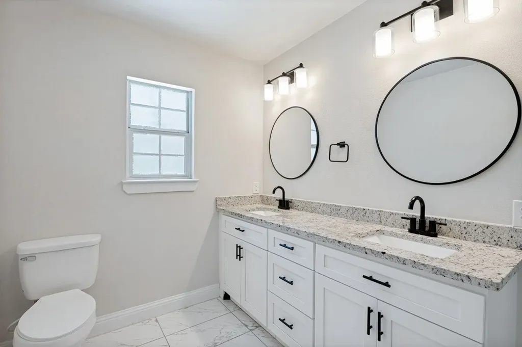 2744 Catherine Street Dallas TX 75211