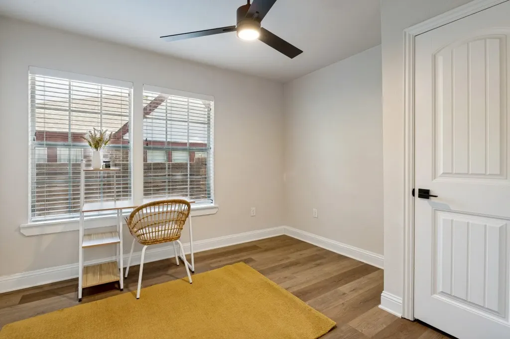 2744 Catherine Street Dallas TX 75211