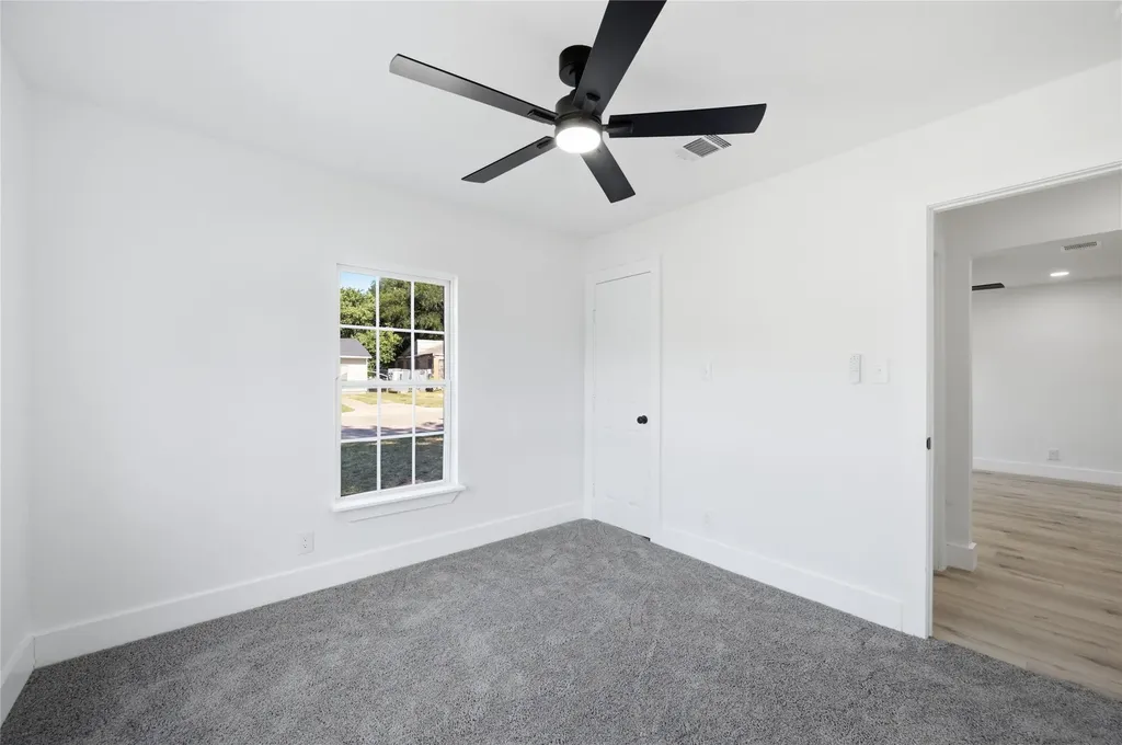 2321 Eastover Avenue Fort Worth TX 76105