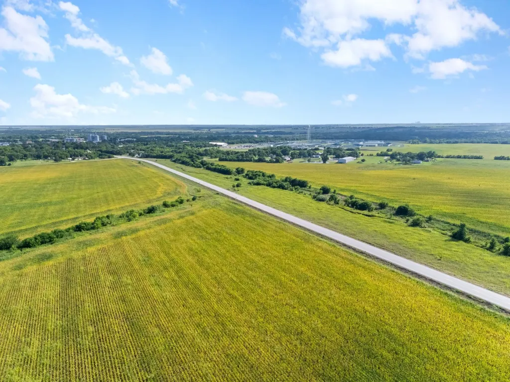 107.48 Ac. Tbd County Line Parkway Mart TX 76664