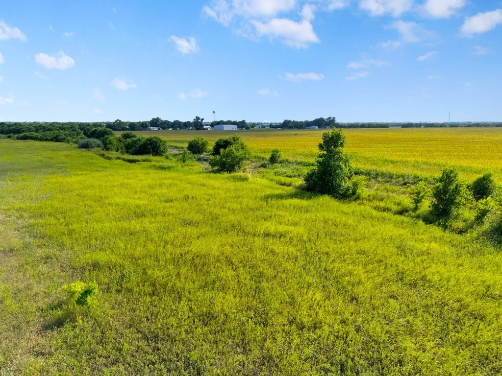 107.48 Ac. Tbd County Line Parkway Mart TX 76664