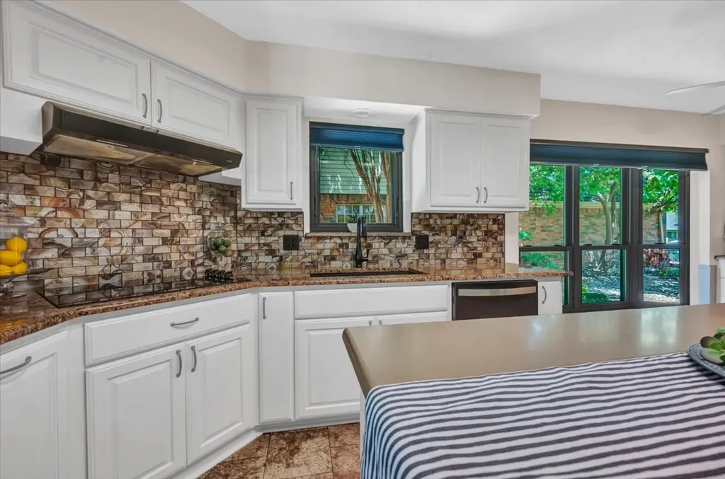 2225 Fountain Head Drive Plano TX 75023